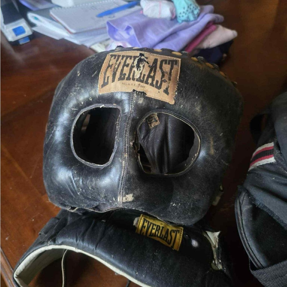 Rare 1920s Antique Everlast Black Boxing Headgear very old found in the Attic